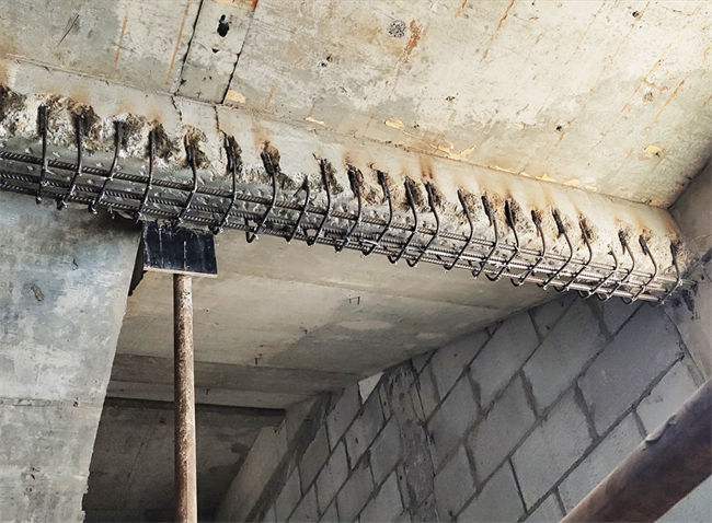 梁加大截面加固