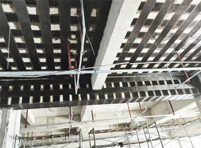 梁板碳纤维加固