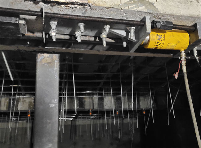 碳板预应力张拉