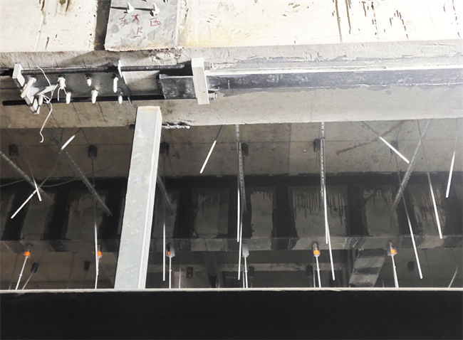 预应力碳板加固