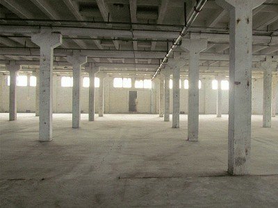 房屋中易倒塌部位宜选择的加固方法有哪些？