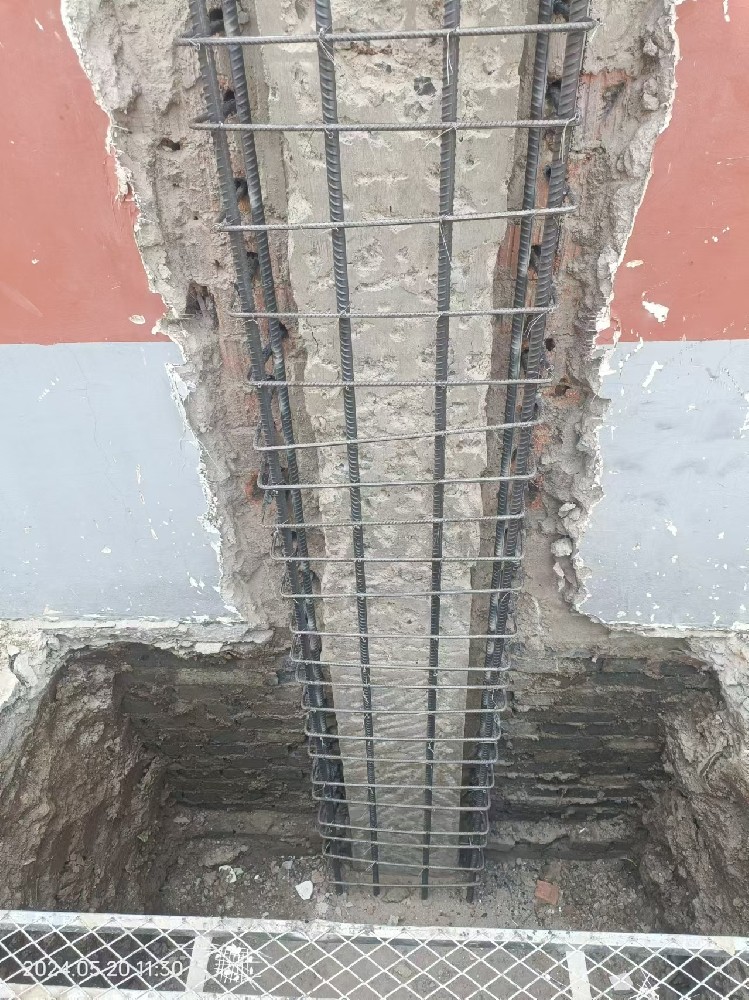 柱子加大截面加固